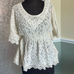 Flying tomato, crocheted, bat wing top size medium